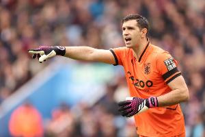 哥哥：大马丁转会曼联失败是因为两队没达成协议，跟体育因素无关